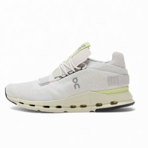 Mens On Cloudnova Undyed White Seedling Athletic Running Sneakers
Shoes Size 8.5